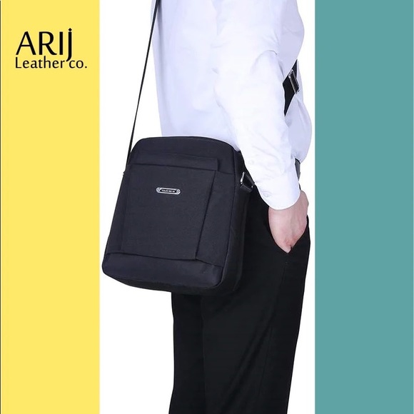 Guang Shi Da nylon crossbody pouch - Picture 2 of 8